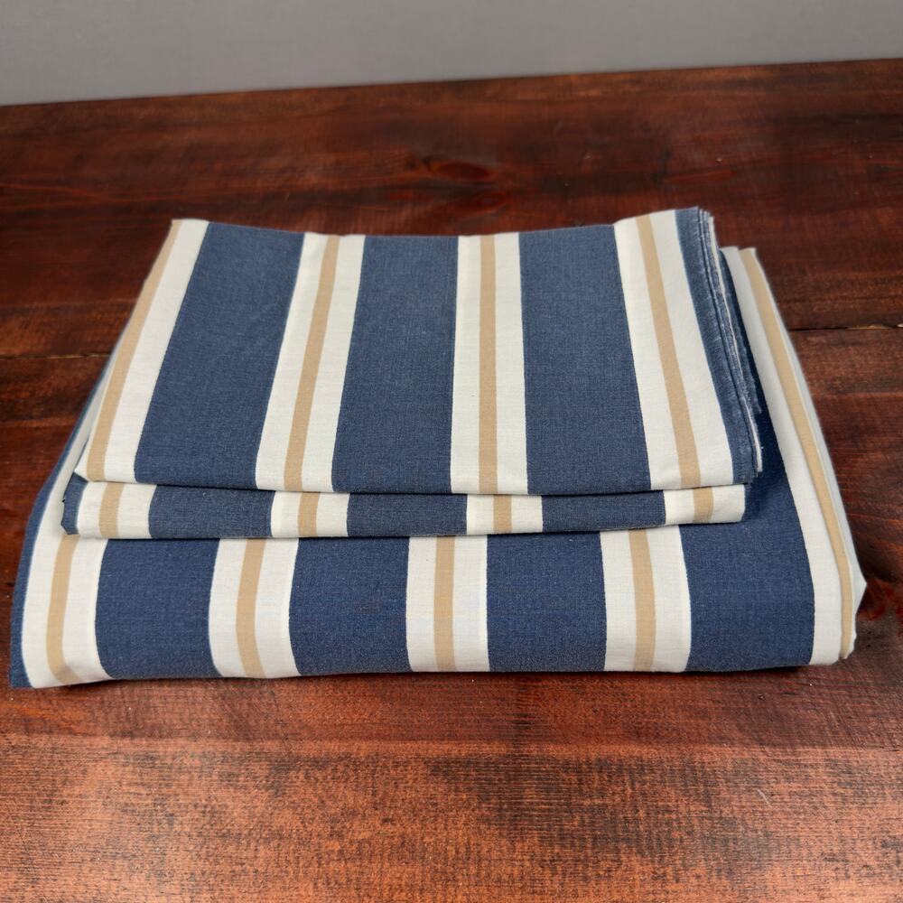 WESTPOINT STEVENS Vintage Queen Flat Sheet w/ 2 Pillowcases